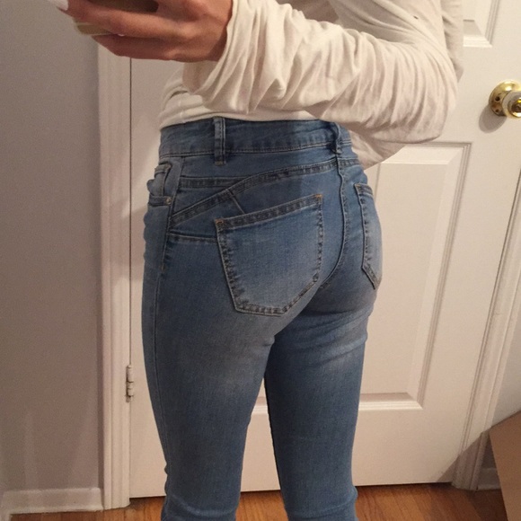 3/$15 Stretchy jeans - Picture 2 of 3